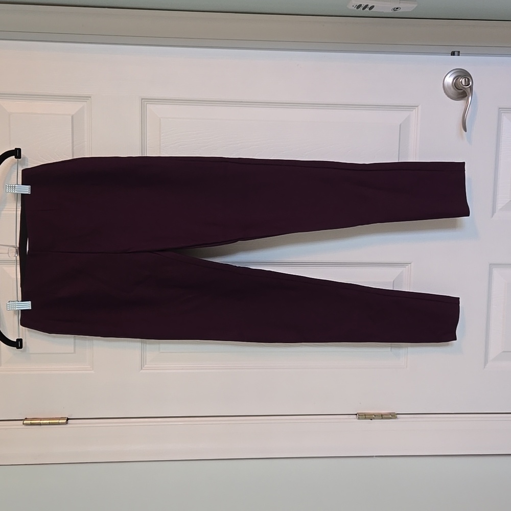 Calvin klein size 4 pull on ankle length, burgundy pants